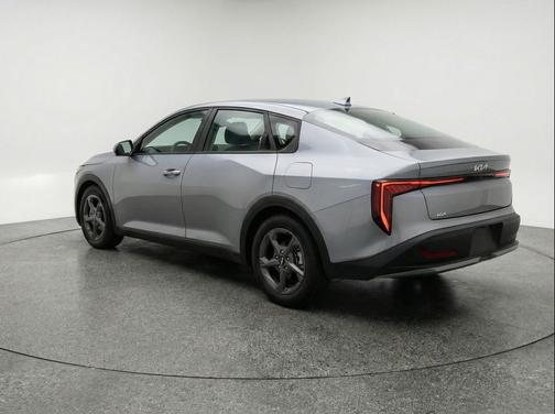 Steel Gray 2025 Kia K4 LXS