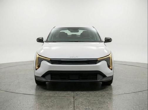 Snow White Pearl 2025 Kia K4 LXS