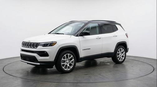 Bright White Clearcoat 2025 Jeep Compass Limited