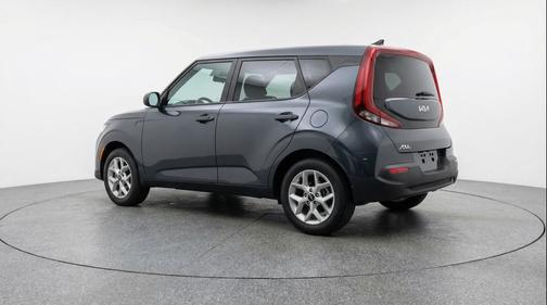 Gravity Gray 2025 Kia Soul LX