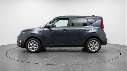 Gravity Gray 2025 Kia Soul LX