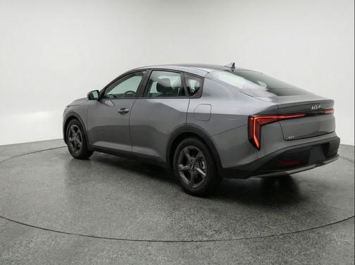 Interstellar Gray 2025 Kia K4 LXS