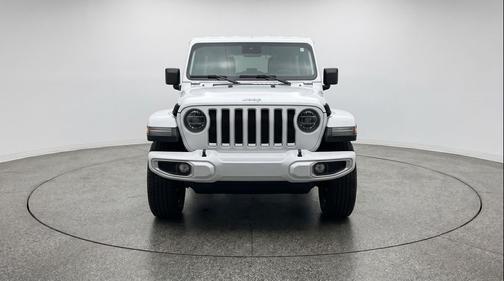 Bright White Clearcoat 2025 Jeep Wrangler 4-Door Sahara 4x4