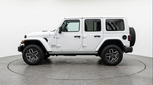 Bright White Clearcoat 2025 Jeep Wrangler 4-Door Sahara 4x4