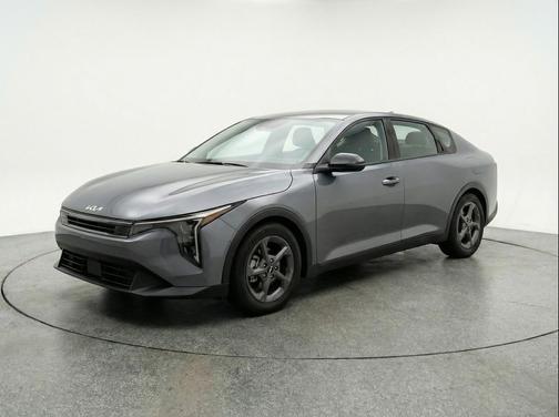 Interstellar Gray 2025 Kia K4 LXS