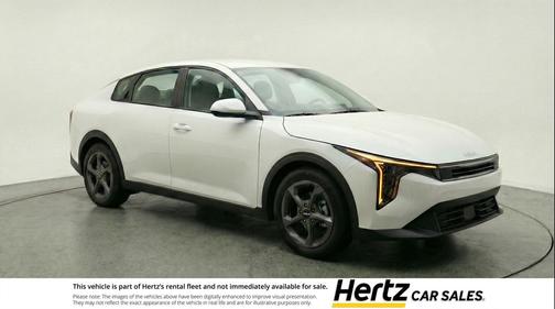 Snow White Pearl 2025 Kia K4 LXS