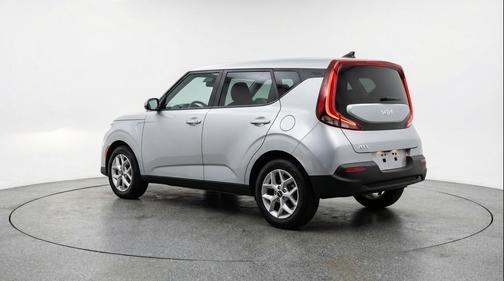 Steel Gray 2025 Kia Soul LX