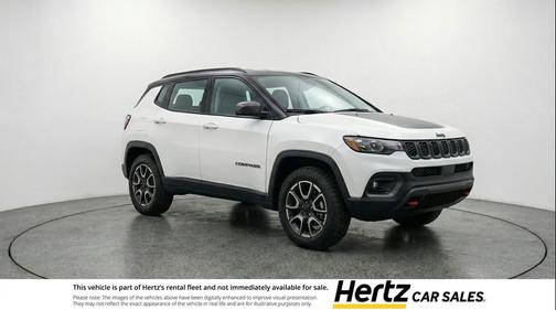 Bright White Clearcoat 2025 Jeep Compass Trailhawk
