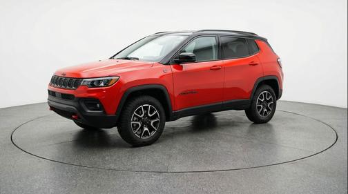 Red Hot Pearlcoat 2025 Jeep Compass Trailhawk