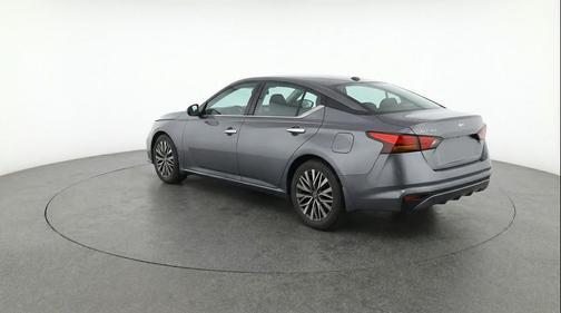 Gun Metallic 2025 Nissan Altima SV FWD