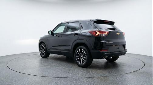 Mosaic Black Metallic 2025 Chevrolet Trailblazer LT