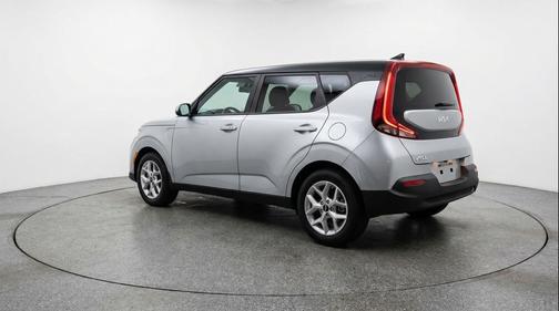 Steel Gray 2025 Kia Soul LX