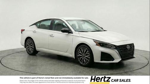 Glacier White 2025 Nissan Altima SV FWD