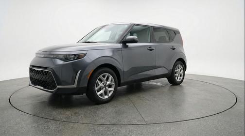 Gravity Gray 2025 Kia Soul LX