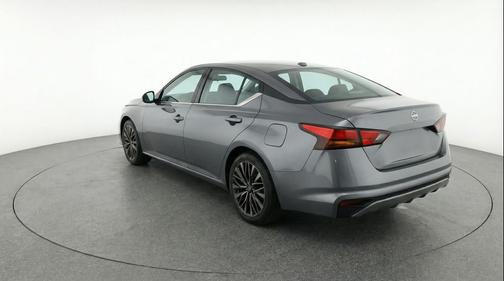 Gun Metallic 2025 Nissan Altima SV FWD