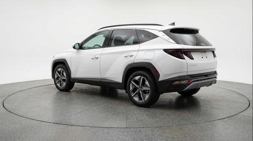 Serenity White 2026 Hyundai TUCSON SEL