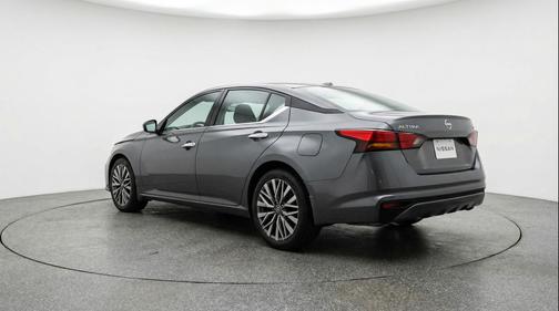 Gun Metallic 2025 Nissan Altima SV FWD