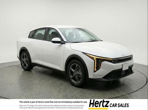 Snow White Pearl 2025 Kia K4 LXS