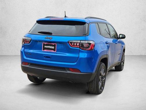 Hydro Blue Pearlcoat 2026 Jeep Compass Latitude