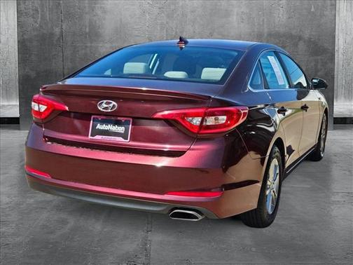 2017 Hyundai SONATA SE
