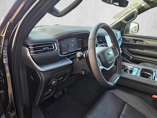 2025 Jeep Wagoneer L Series II Carbide 4x4