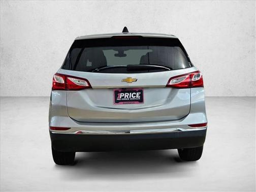 Silver Ice Metallic 2020 Chevrolet Equinox 1LT