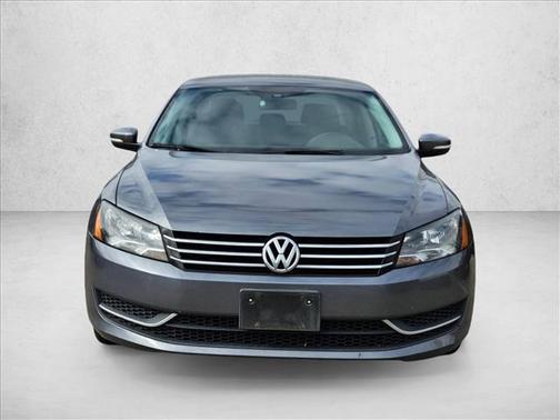 2015 Volkswagen Passat 1.8T Auto S