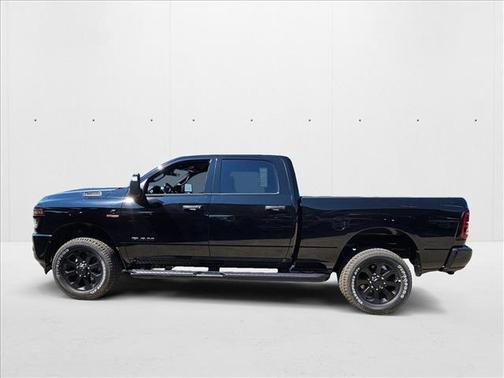 2025 RAM 2500 Big Horn Crew Cab 4x4 6'4' Box