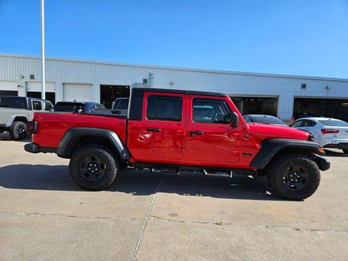 2024 Jeep Gladiator Sport
