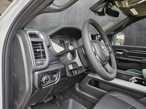 2025 RAM 2500 Lone Star Crew Cab 4x4 6'4' Box