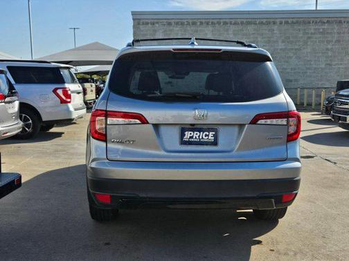 2022 Honda Pilot 2WD Special Edition