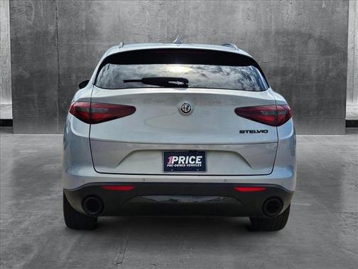 2020 Alfa Romeo Stelvio Base