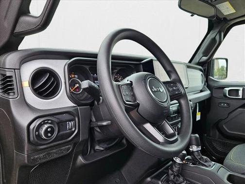 2025 Jeep Gladiator Nighthawk