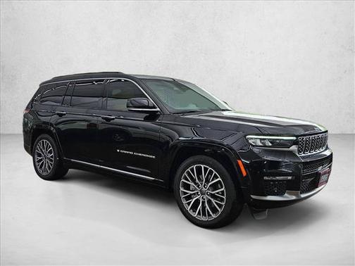 Diamond Black Crystal Pearlcoat 2025 Jeep Grand Cherokee L Summit Reserve