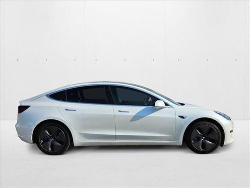 2020 Tesla Model 3 Standard Range