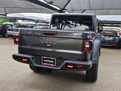 2025 Jeep Gladiator Mojave