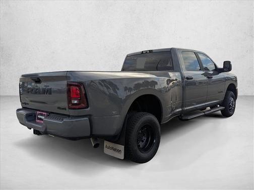 2026 RAM 3500 Lone Star Crew Cab 4x4 8' Box
