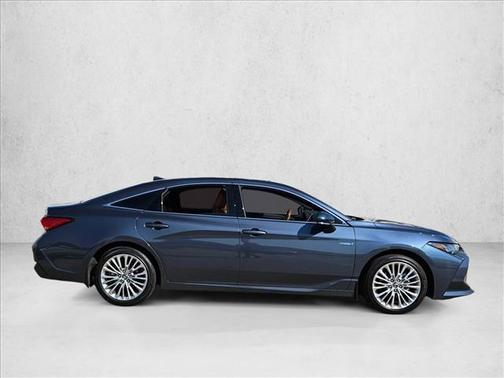 2020 Toyota Avalon Hybrid Limited