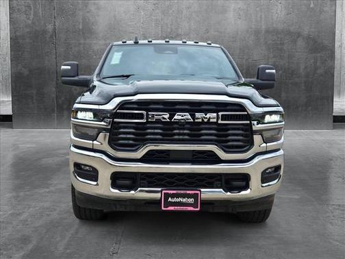2025 RAM 2500 Tradesman Crew Cab 4x4 6'4' Box