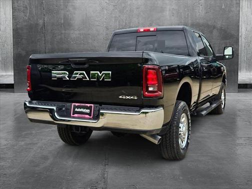 2025 RAM 2500 Tradesman Crew Cab 4x4 6'4' Box
