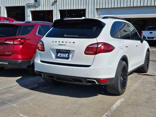 2013 Porsche Cayenne AWD 4dr Manual