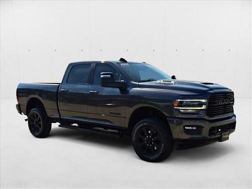 2023 RAM 2500 Laramie Crew Cab 4x4 6'4' Box