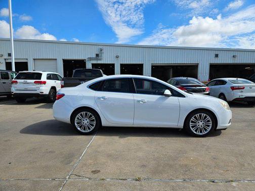 2013 Buick Verano Convenience