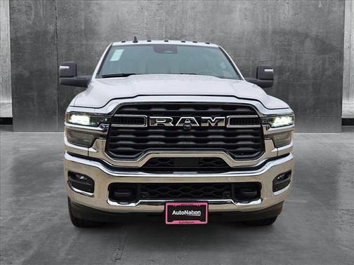 2025 RAM 2500 Tradesman Crew Cab 4x4 6'4' Box