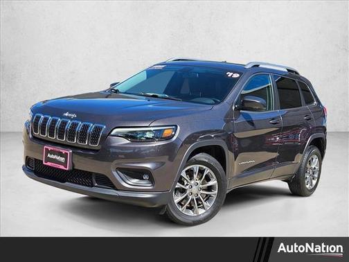 Granite Crystal Metallic Clearcoat 2019 Jeep Cherokee Latitude Plus