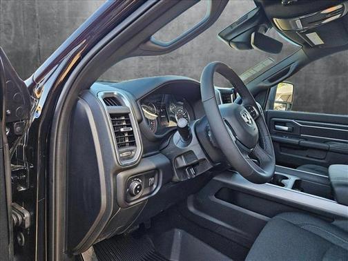 2025 RAM 2500 Lone Star Crew Cab 4x4 6'4' Box