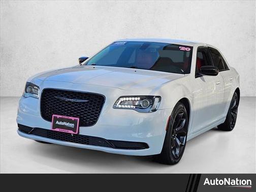 2020 Chrysler 300 Touring