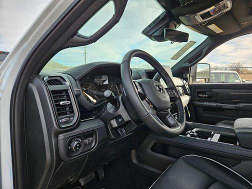 2026 RAM 2500 Limited Mega Cab 4x4 6'4' Box