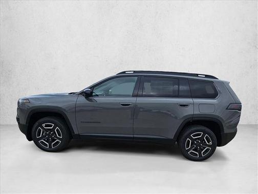 Sting-Gray Clearcoat 2026 Jeep Cherokee Laredo 4x4