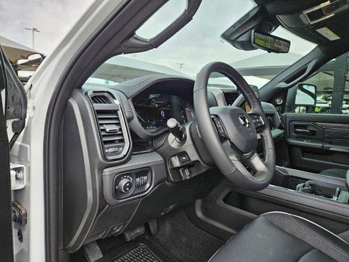 2025 RAM 2500 Limited Mega Cab 4x4 6'4' Box